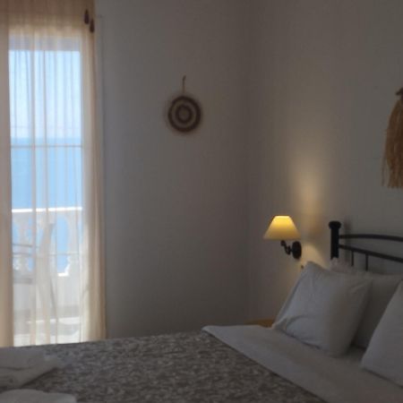 Marisini Sea View Aparthotel Batsíon Exteriör bild