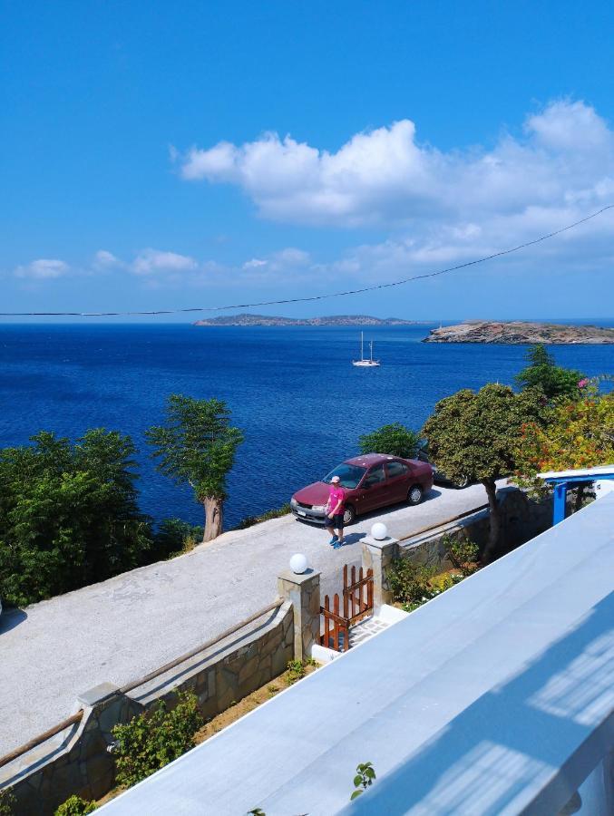 Marisini Sea View Aparthotel Batsíon Exteriör bild